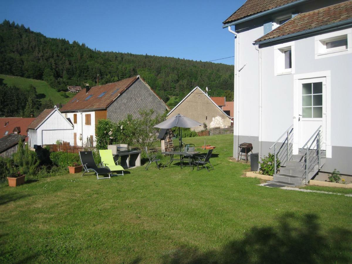 Gite En Pleine Verdure Au Coeur Du Village Lapoutroie Exterior foto